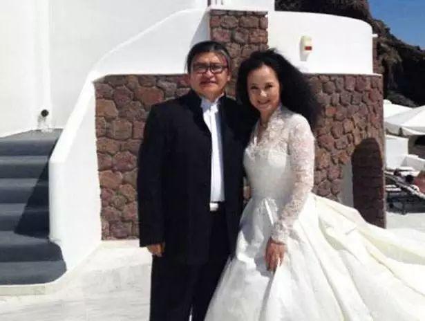 刘欢老婆，张天爱的恋情,本文共（8220字）