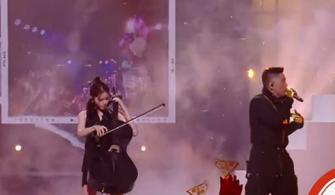 欧阳靖评论区维护欧阳娜娜 欧阳靖真的好man哦!