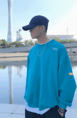 梅尼耶碰杯什么意思_被全民争相模仿的网红究竟是什么来历