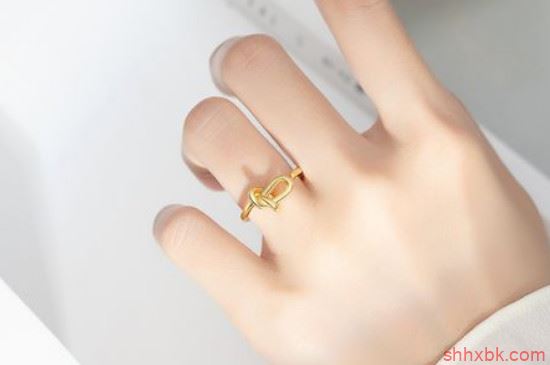 女孩子戒指戴在不同手指的意义