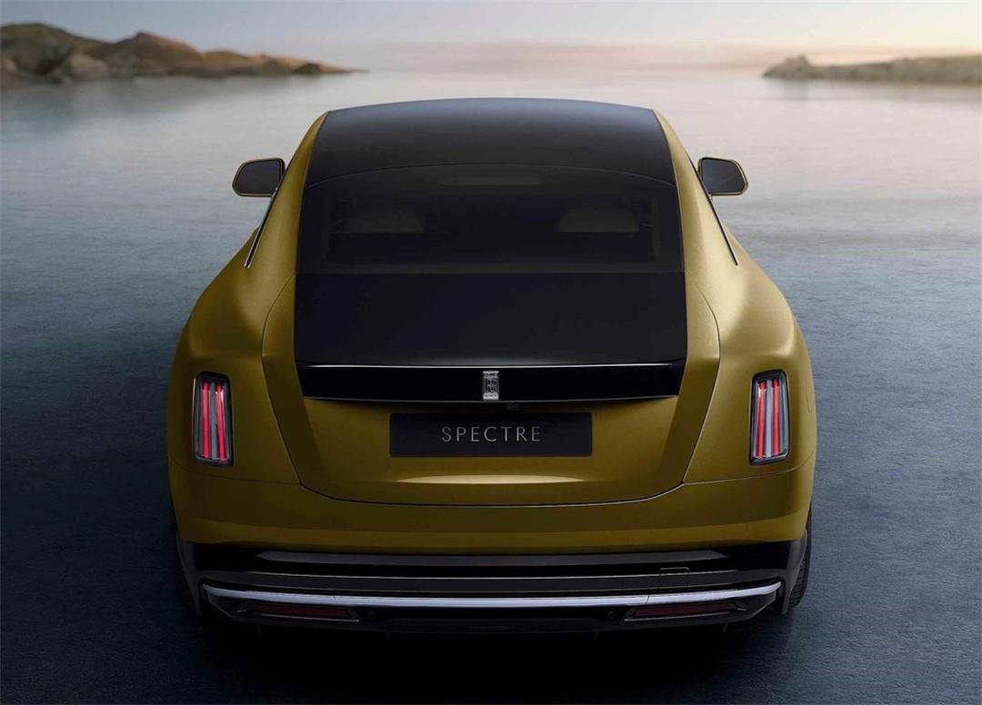 劳斯莱斯车价格多少钱一辆(劳斯莱斯闪灵来了) 劳斯莱斯车价格多少钱一辆(劳斯莱斯闪灵来了)