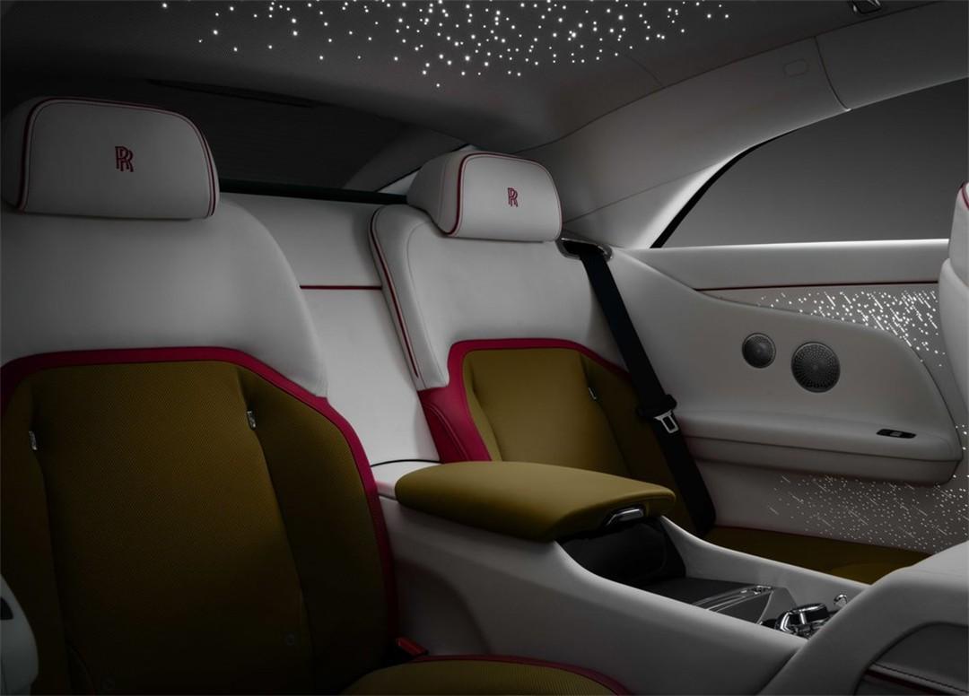 劳斯莱斯车价格多少钱一辆(劳斯莱斯闪灵来了) 劳斯莱斯车价格多少钱一辆(劳斯莱斯闪灵来了)