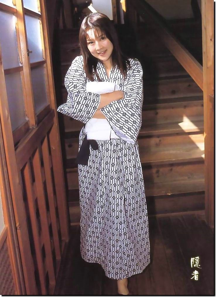 渡濑晶个人资料写真作品