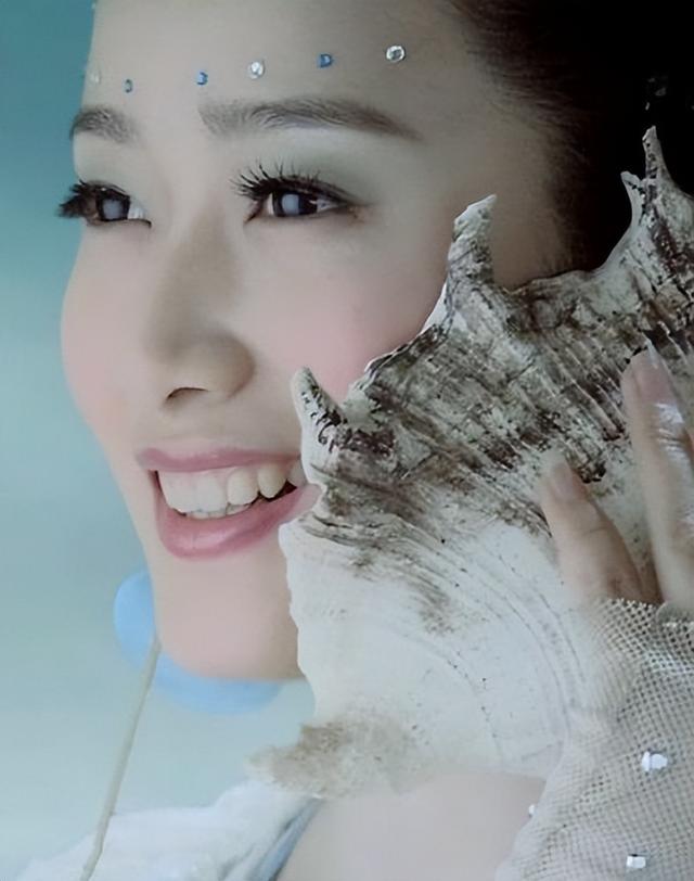 张馨予和李晨当初为什么分手(分开8年后再看张馨予才明白)(43)