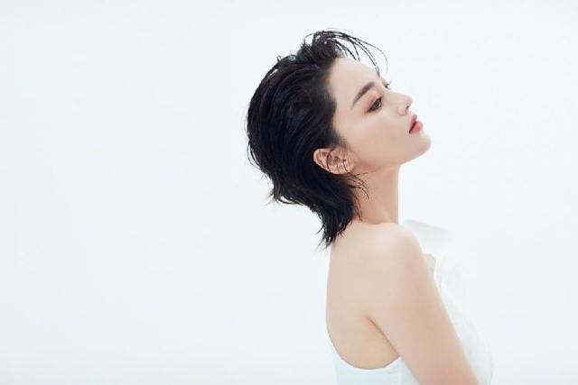 张馨予和李晨当初为什么分手(分开8年后再看张馨予才明白)(21)