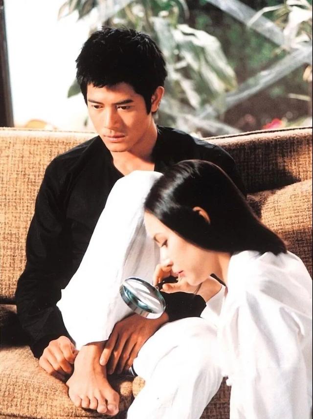 洗米华被批捕的原因是什么(那些艳惊四座玉兰油女孩现状如何)(117)