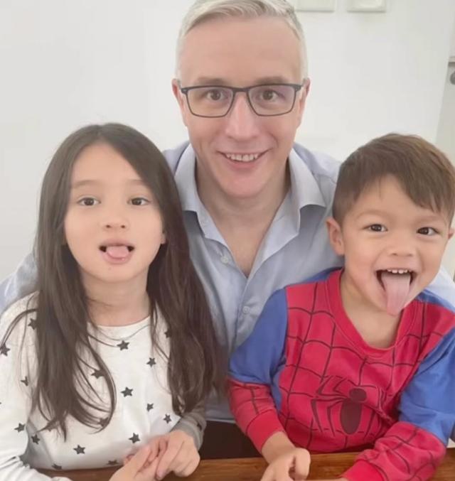 洗米华被批捕的原因是什么(那些艳惊四座玉兰油女孩现状如何)(57)