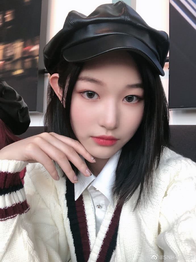 王奕个人资料写真作品