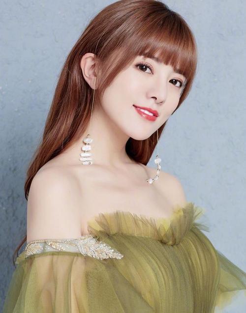 阿兰达瓦卓玛整容前,阿兰达瓦卓玛皮肤,本文共(327字) 阿兰达瓦卓玛整容前,阿兰达瓦卓玛皮肤,本文共(327字)