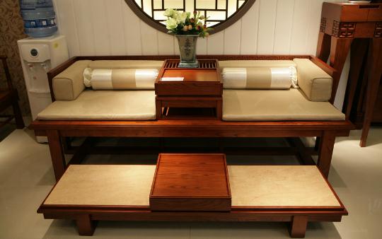 罗汉床的搭配知识-罗汉床如何清洁?