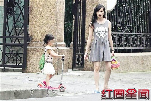 林熙蕾近照素颜变丑图片 林熙蕾整容前后对比图片