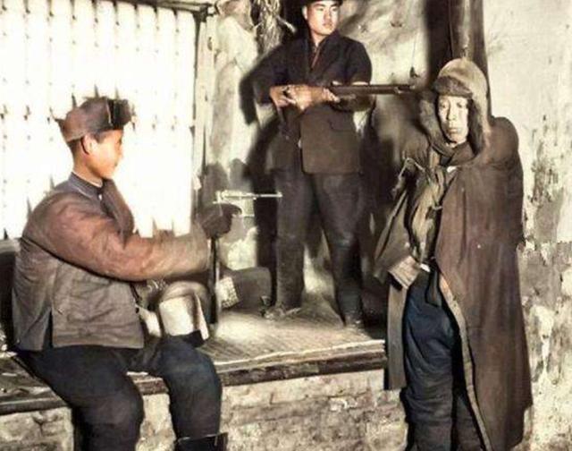 东北剿匪记的真实事件(东北胡匪往事砸窑)(13)