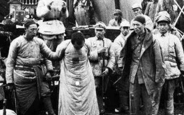 东北剿匪记的真实事件(东北胡匪往事砸窑)(11)