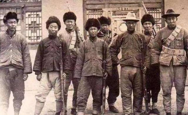 东北剿匪记的真实事件(东北胡匪往事砸窑)(5)