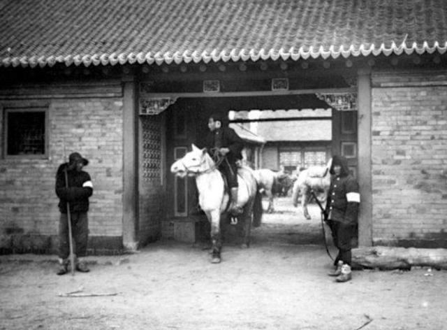 东北剿匪记的真实事件(东北胡匪往事砸窑)(12)