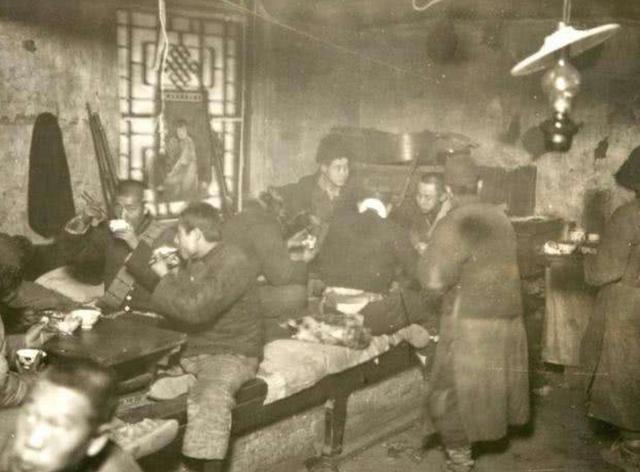 东北剿匪记的真实事件(东北胡匪往事砸窑)(2)