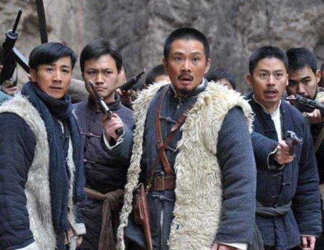 东北剿匪记的真实事件(东北胡匪往事砸窑)(8)