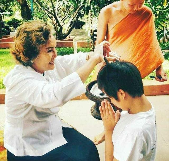 泰国十大天然男星(他泰男星出家照)(34)