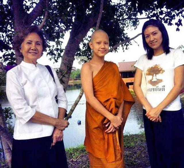 泰国十大天然男星(他泰男星出家照)(32)