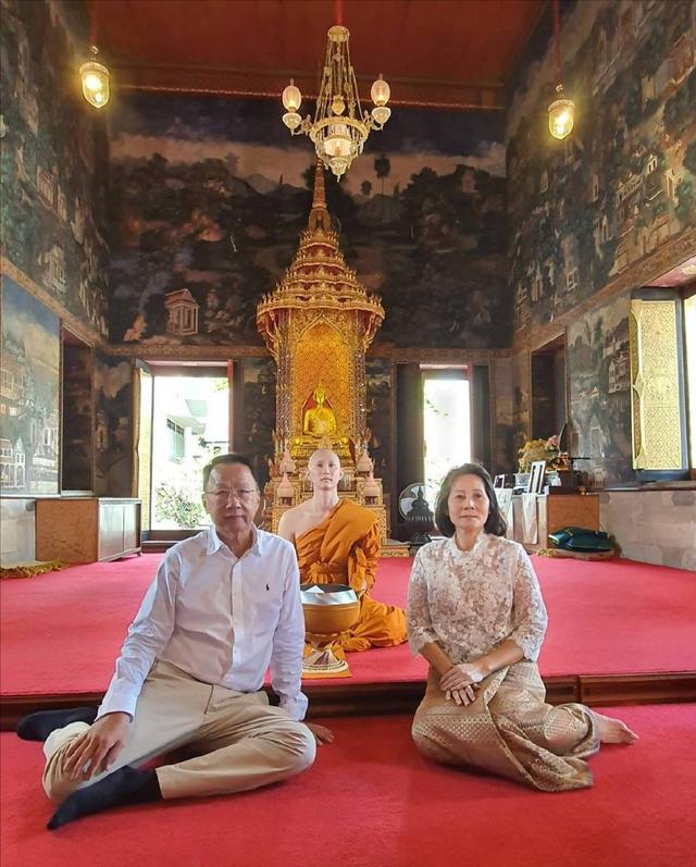 泰国十大天然男星(他泰男星出家照)(12)