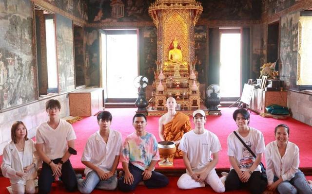 泰国十大天然男星(他泰男星出家照)(14)