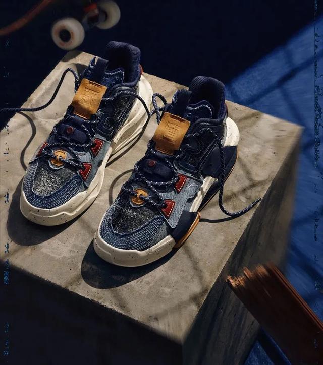 王一博安踏12月新款(官宣上架5分钟揽4000万)(15)