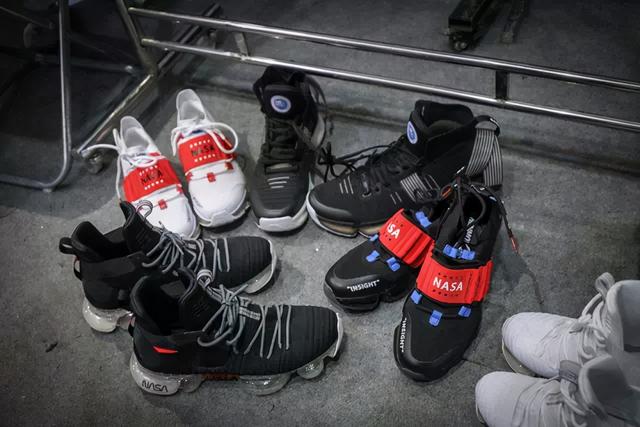 王一博安踏12月新款(官宣上架5分钟揽4000万)(20)