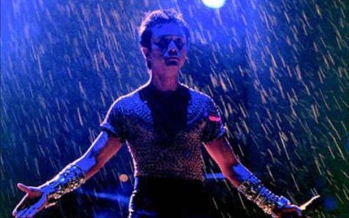 张国荣15首当年情必听经典(回忆哥哥张国荣十首金曲)(21)