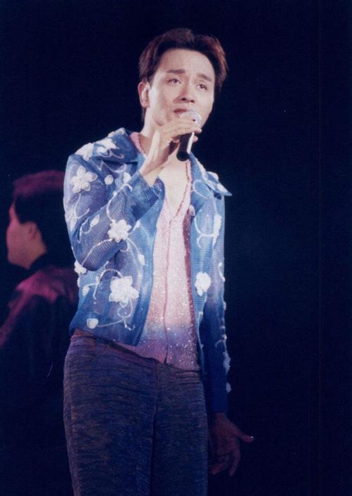 张国荣15首当年情必听经典(回忆哥哥张国荣十首金曲)(15)