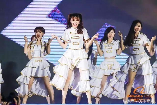 阿里年会现场(直击阿里史上规模最大年会)(3)