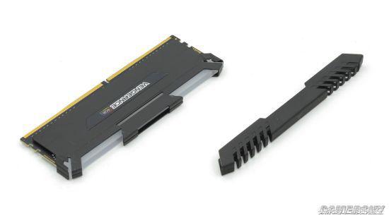 海盗船的内存条到底行不行（内存频率差一千影响有多大）(6)