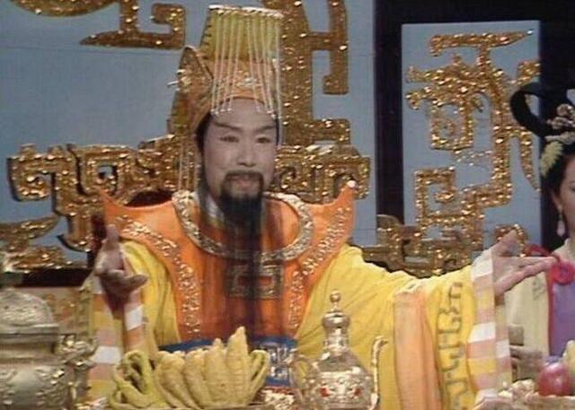 章玉善和王卫国扮演的玉帝(都出演过34)(2)