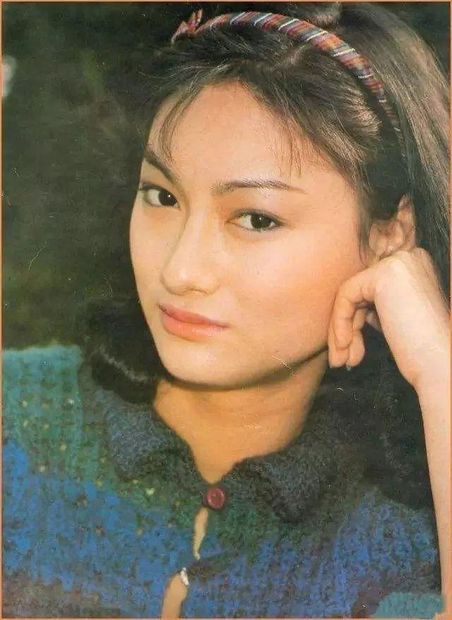 经典动作打星(那些曾为我们带来欢乐的女打星们)(8)