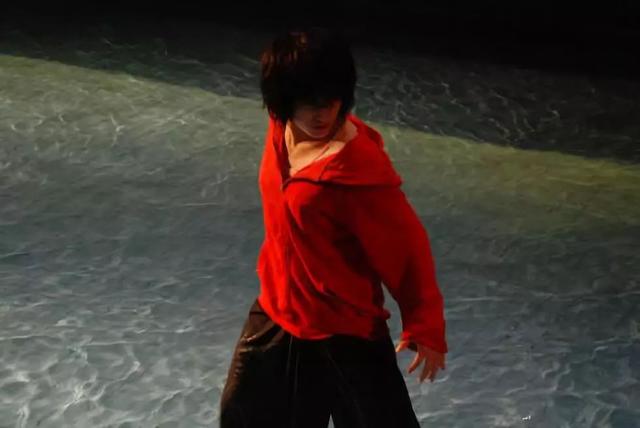 经典动作打星(那些曾为我们带来欢乐的女打星们)(46)