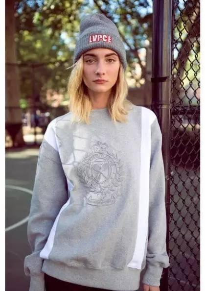 韩国新火的服装品牌(品牌首尔时装周那么潮)(4)