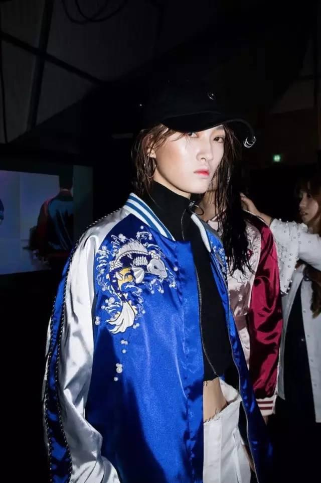 韩国新火的服装品牌(品牌首尔时装周那么潮)(57)