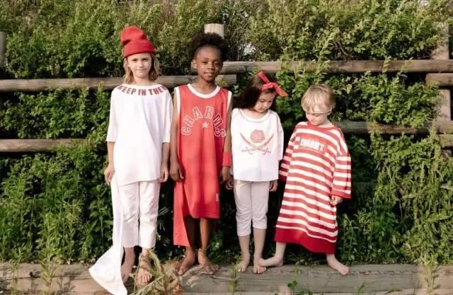 韩国新火的服装品牌(品牌首尔时装周那么潮)(22)