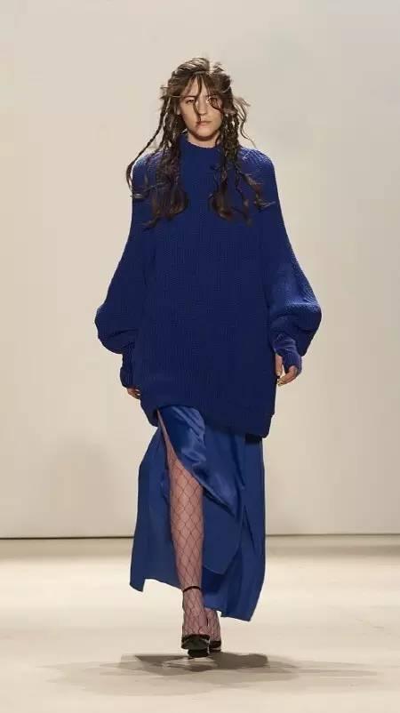 韩国新火的服装品牌(品牌首尔时装周那么潮)(24)