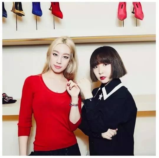 韩国新火的服装品牌(品牌首尔时装周那么潮)(28)