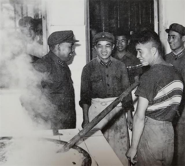 开国上将许世友80岁病逝(开国上将许世友80岁病逝)(9)