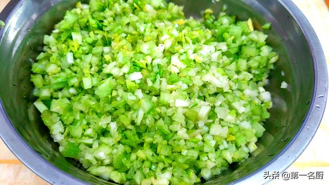 头伏吃饺子有什么说法吗(明日入伏老传统吃饺子)(6)