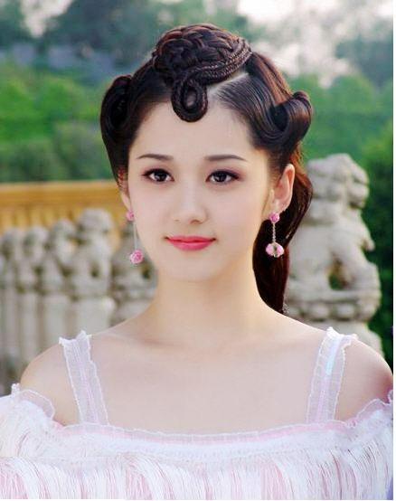 鸿星尔克都有哪些名人代言(谁会是鸿星尔克的代言人)(4)