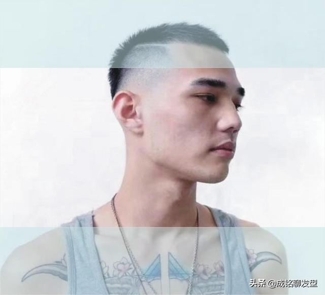 夏天好看又精神的短发男生(8款最适合夏季的男生短发)(4)