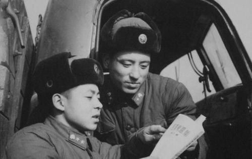 雷正兴英雄事迹:雷锋的英雄事迹