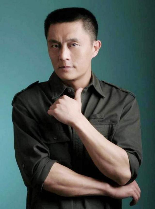 演员常戎简历(著名演员常戎与)(10)