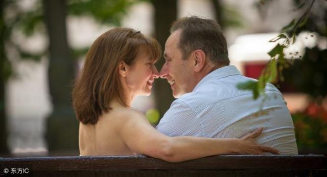 对老婆的甜言蜜语(一定要跟老婆说的七句情话)(6)