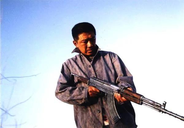 现在人对悍匪白宝山的评价(悍匪白宝山的罪恶一生)(2)