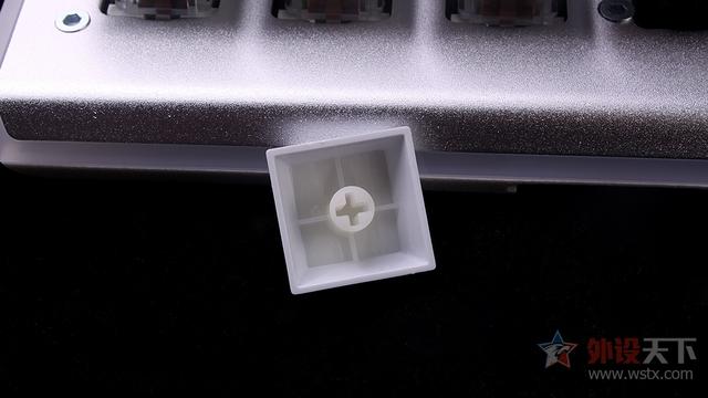 狼途和狼蛛机械键盘哪个好(官方评测狼蛛颜值)(17)