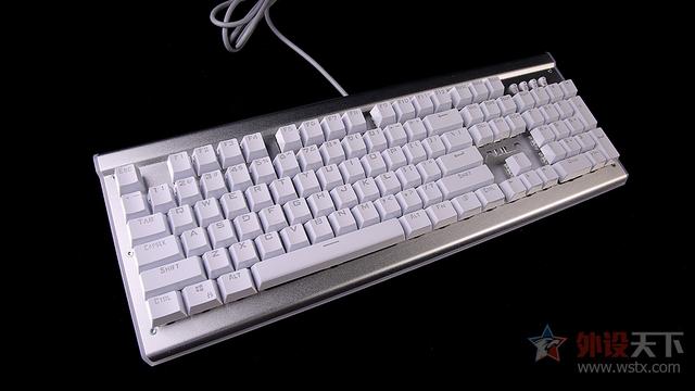 狼途和狼蛛机械键盘哪个好(官方评测狼蛛颜值)(6)