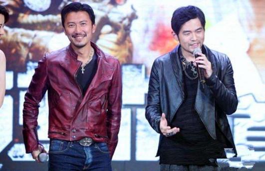 周杰伦谈谢霆锋时代（谢霆锋说我红的时候杰伦还没出道）(4)